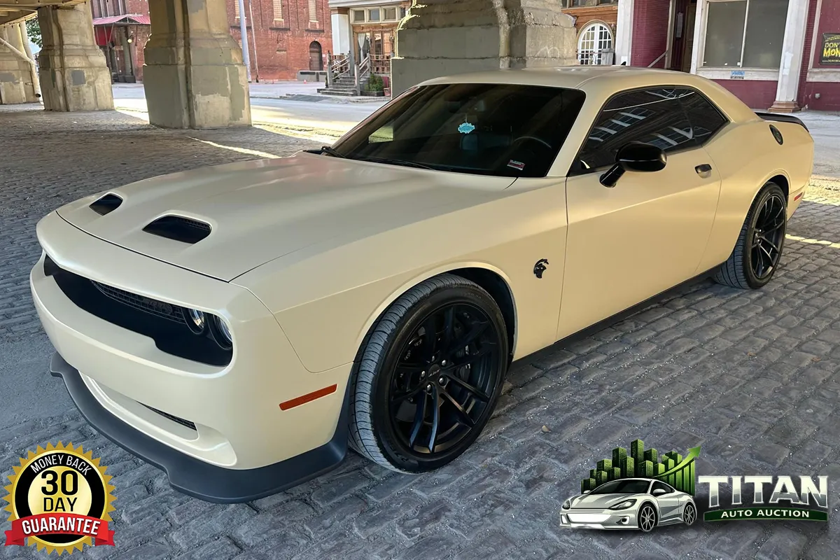 2023 Dodge Challenger SRT